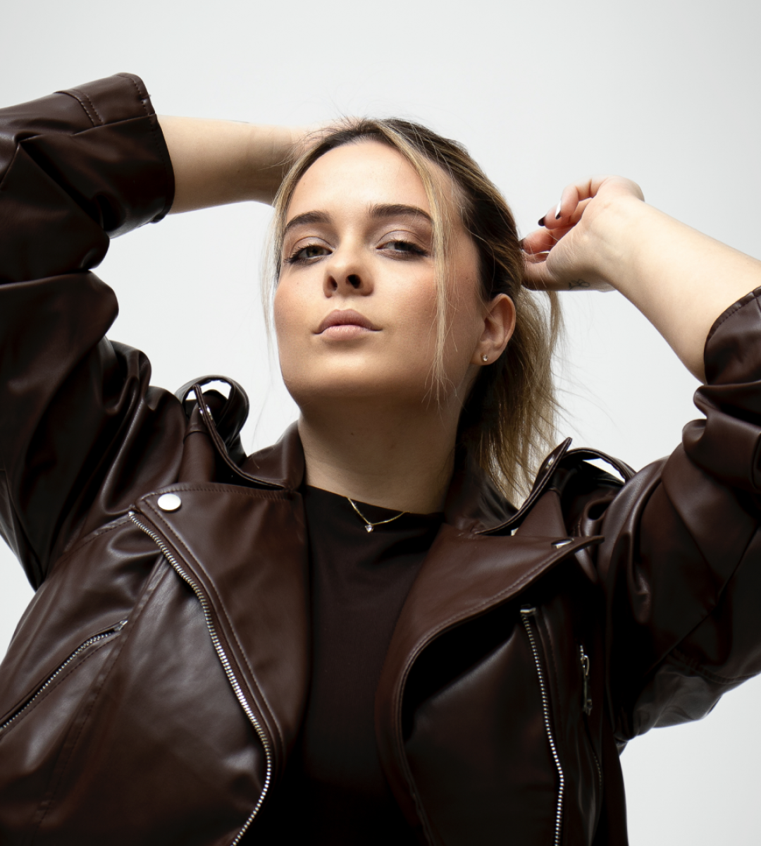 ANNA CORNELIUS - 26 ANOS 4