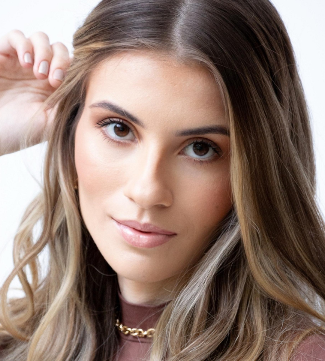 DIENIFER LOEBENS - 24 anos-1