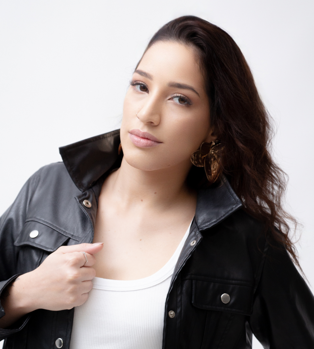 LUANA CASTRO - 20 anos-4