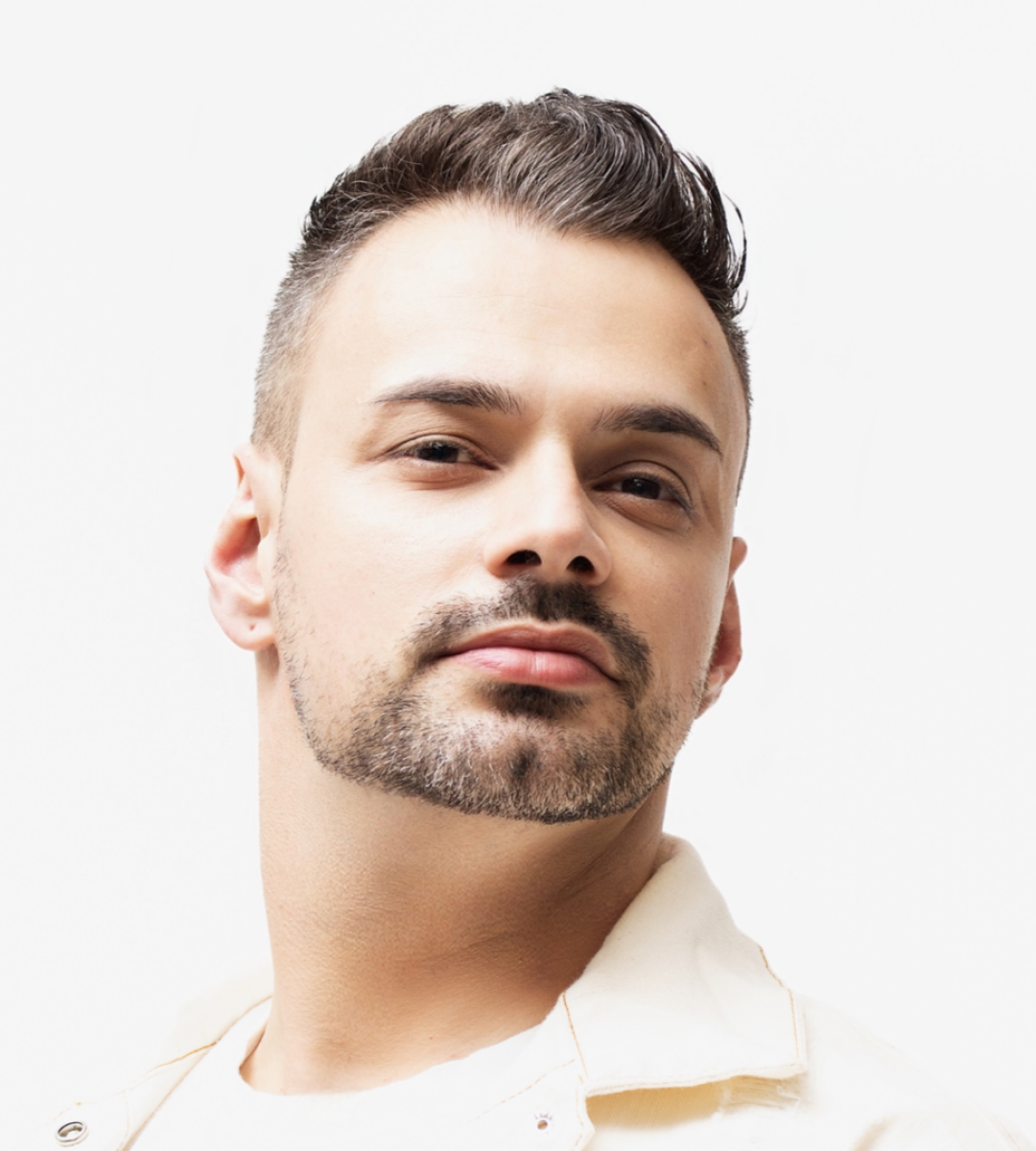 LUCAS DIAS – 34 anos-4